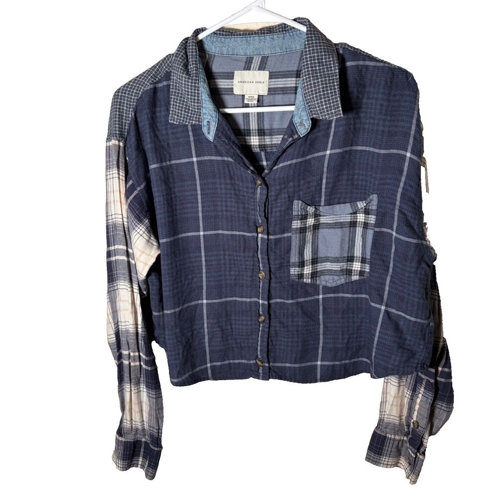 American Eagle Shirt Women's Medium Blue Plaid Cropped Long Sleeve Collared